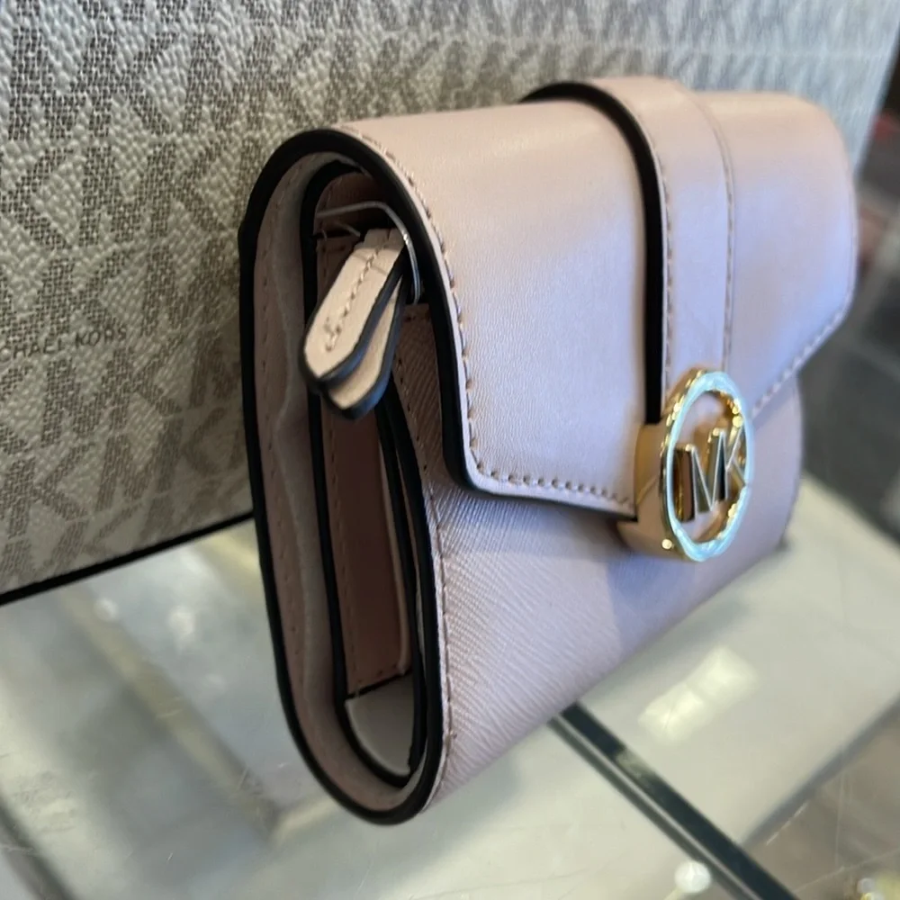 MICHAEL KORS Carmen Medium Faux Leather Wallet Powder Blush  NWT